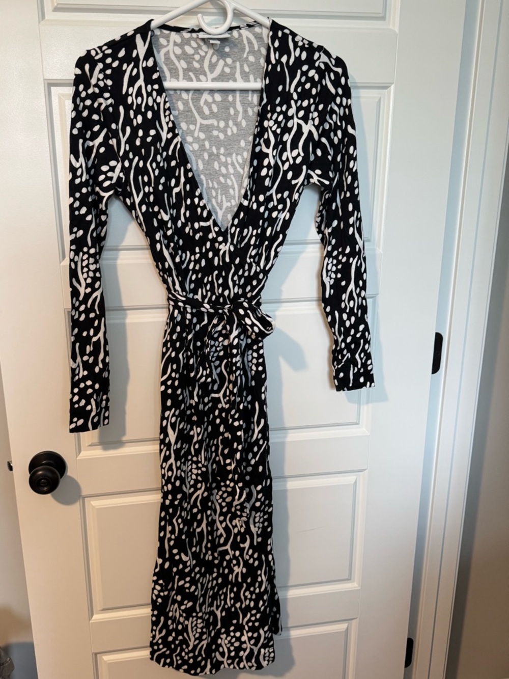 Diane Von Furstenberg for Target Black and White Midi Wrap Dress Size Small